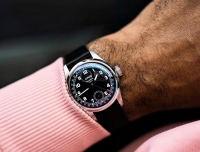 快速了解豪利时BIG CROWN