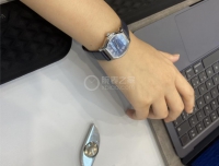 晒晒我的好闺闺送的艾米龙当代奢华，人生第一块蓝盘