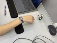 晒晒我的好闺闺送的艾米龙当代奢华，人生第一块蓝盘